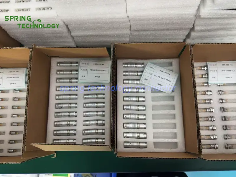 CBTG2BG Push-Pull Connector for Surgical LED Lights 2026 2B Series 4-Contact 15 A Connector for Mobile Medical Lighting Systems